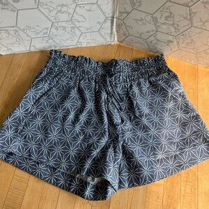 Paper bag waist, Chambray Shorts